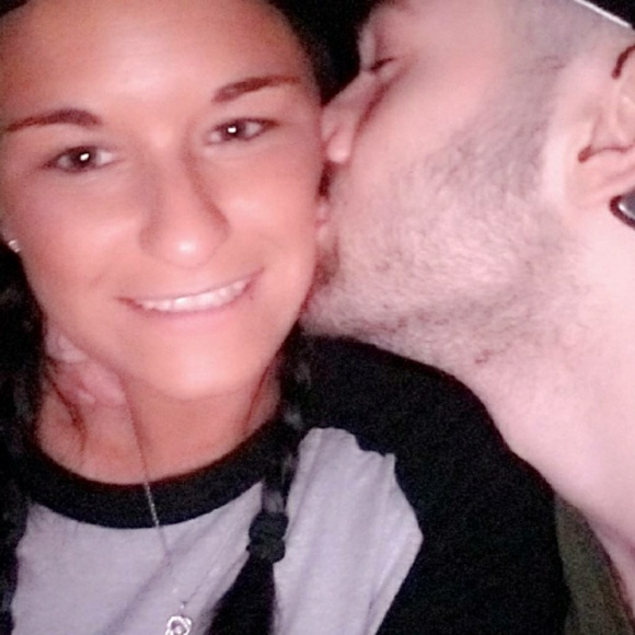 Meet your Posher, Brett - Picture 7 of 8